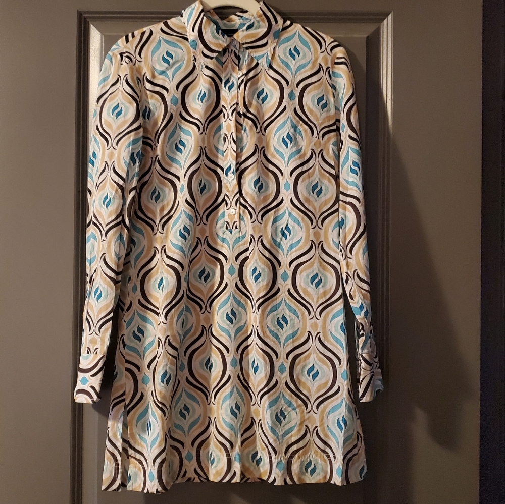 Oversized tunic top with buttons and collar